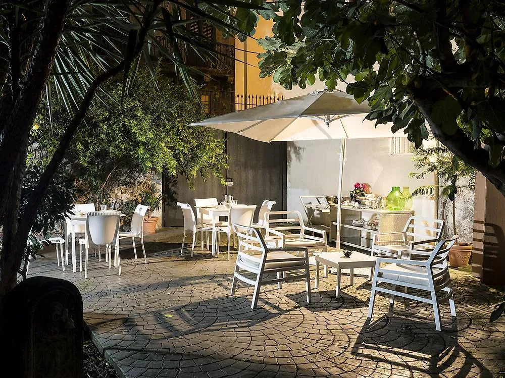 ** Couette-café Il Giardino di Ballarò Boutique B&B Palerme Italie